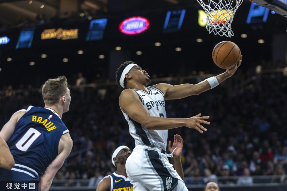 身房内自拍 身房内自拍