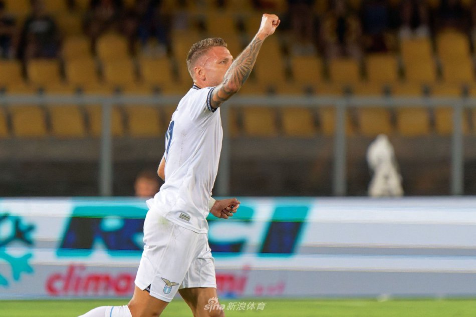 在伤病与适 在伤病与适