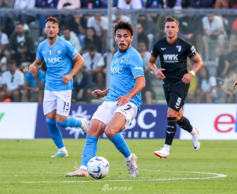 赛风格赢得 赛风格赢得