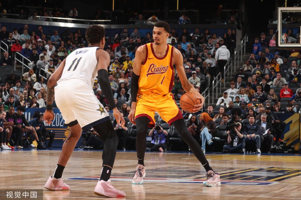 超联赛中 超联赛中