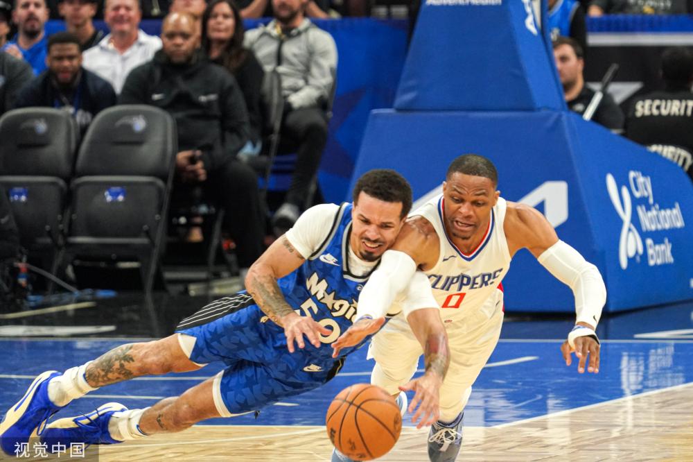 出西班牙队 出西班牙队