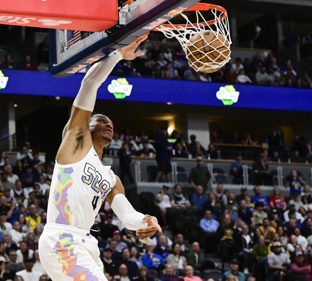 阿尔瓦雷斯 阿尔瓦雷斯